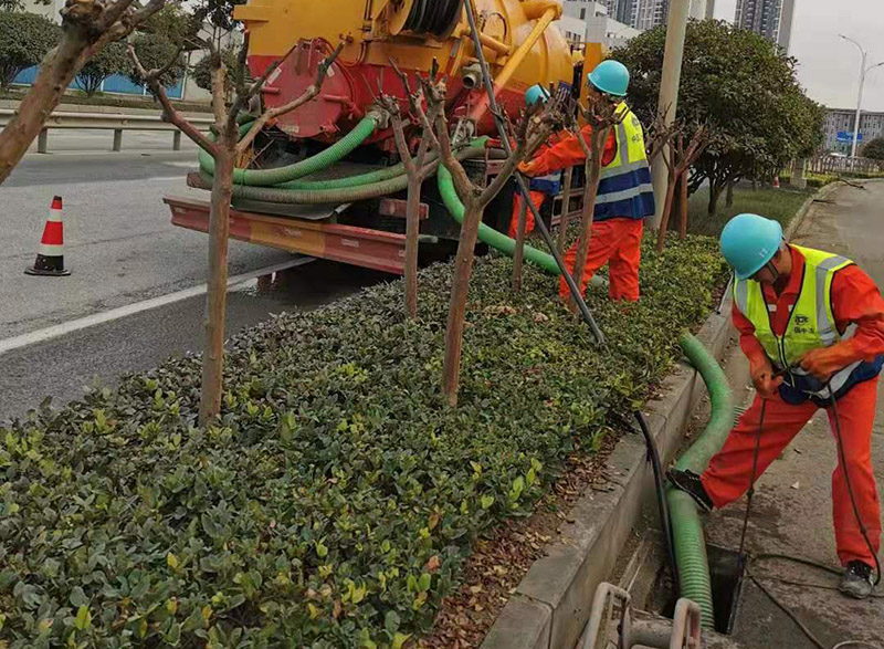 东阿市政管道清淤